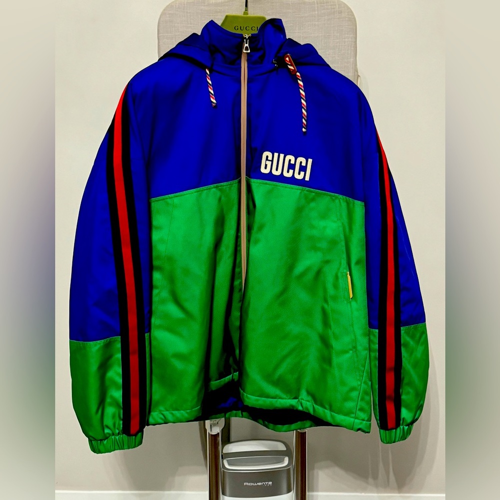 Gucci Limited Edition Jacket – Rare Elegance, Bold Statement
